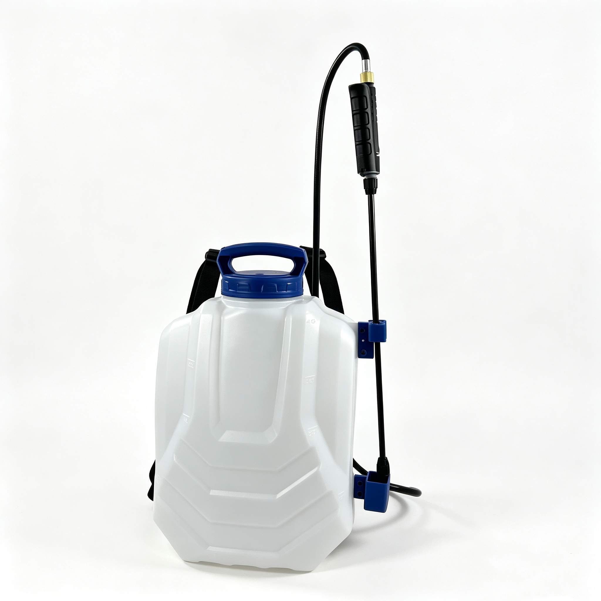 Pulverizador de uso em jardim estilo mochila para cuidar do gramado